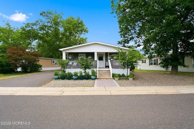 Forget everything you know about manufactured homes--this - photo 3