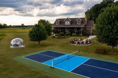 Welcome to this luxury countryside getaway in the heart of - photo 1