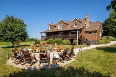 Welcome to this luxury countryside getaway in the heart of - photo 2
