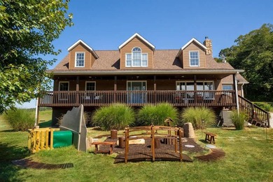Welcome to this luxury countryside getaway in the heart of - photo 3