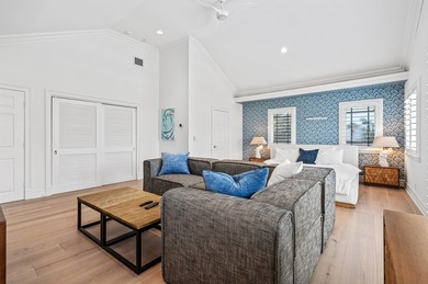 This corner estate-size lot is walled, gated, and privacy - photo 36