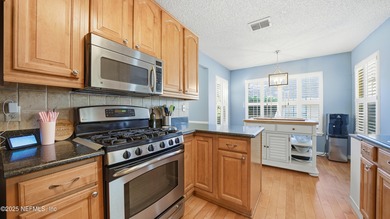 Welcome to 10925 Whitworth Court - a beautifully updated - photo 8