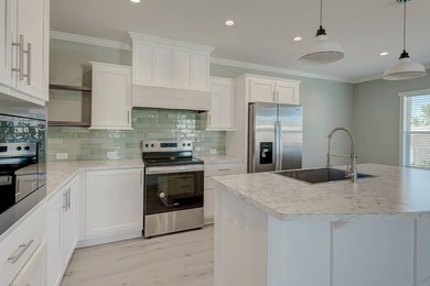 Additional listing photo 4