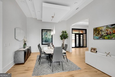 Stunning and elegant estate home on the golf course in sought - photo 11