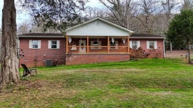 Lake Chatuge Home Active Under Contract in Hayesville North Carolina