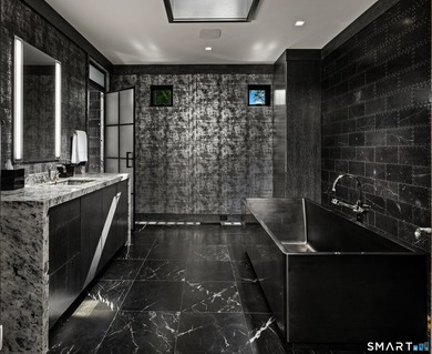 This offering is for 4800 Congress St, a one of a kind estate - photo 21
