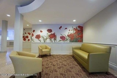 Welcome to 36 Hamilton! Imagine waking up to a view of the NYC - photo 25