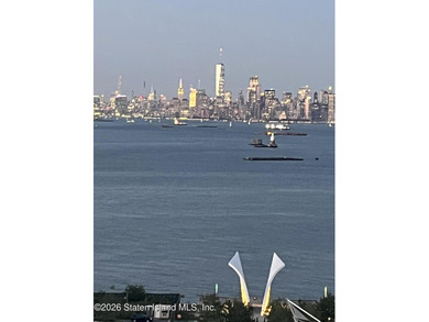 Welcome to 36 Hamilton! Imagine waking up to a view of the NYC - photo 32