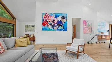 Breathtaking Moderne meets transitional style in this unique - photo 41