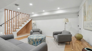 Breathtaking Moderne meets transitional style in this unique - photo 48