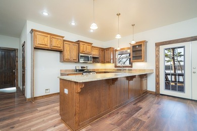 Welcome to your dream home nestled on the pristine shores of - photo 5
