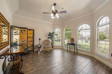 Imagine evenings on the screened patio while the kids play in - photo 5