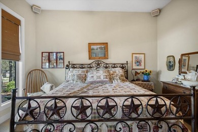 Experience the perfect blend of comfort, luxury, and East Texas - photo 27