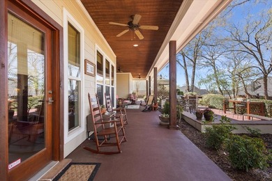 Experience the perfect blend of comfort, luxury, and East Texas - photo 34