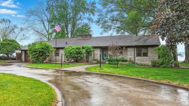 Lake Home For Sale in Warsaw, Indiana