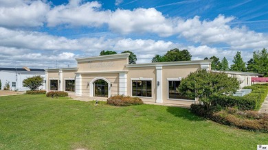 This is a one of a kind commercial opportunity in Ruston. I-20 - photo 2