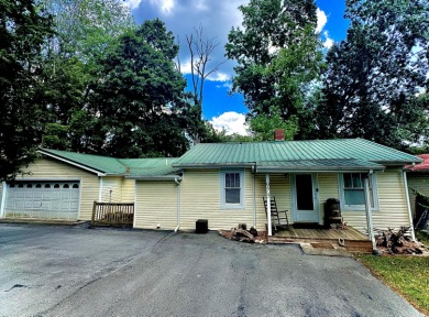 Lake Home For Sale in Somerset, Kentucky