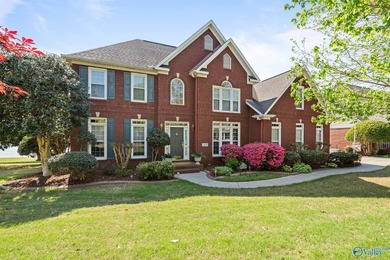 STUNNING LAKE VIEWS! NEW INTERIOR PAINT AND NEW CARPET! This - photo 2