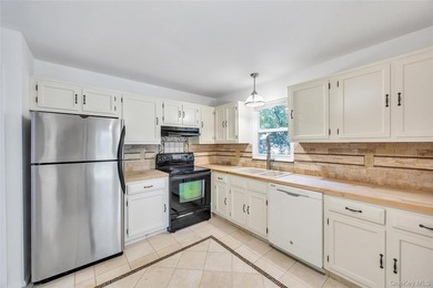 Welcome to this beautifully maintained 2-bedroom, 1-bath home in - photo 5