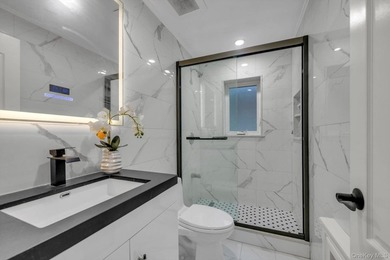 Motivated seller! Located on a quiet residential block in the - photo 11
