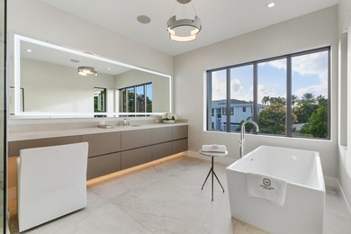 Located just two blocks from Boca's coveted South Beach, this - photo 19