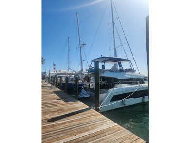 LARGE YACHT COUNTRY * Four Boat Slips - Perfect for large boats - photo 3