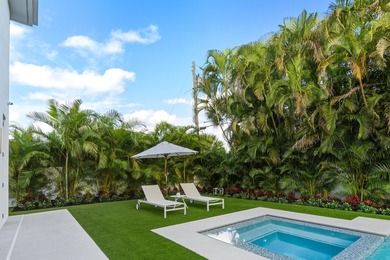 Located just two blocks from Boca's coveted South Beach, this - photo 26