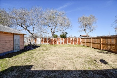 Large Lot + Prime Location + Investment Potential! Centrally - photo 27