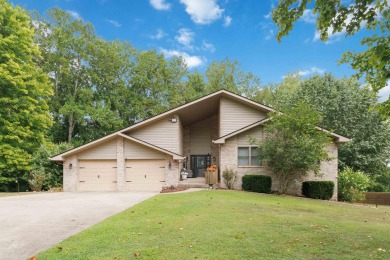 Lake Home For Sale in Somerset, Kentucky