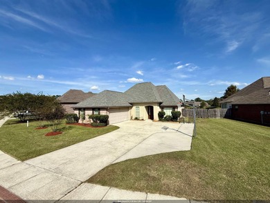 (private lake, pond, coastal) Home For Sale in Denham Springs Louisiana