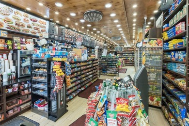 Excellent mixed-use investment opportunity in the heart of - photo 3