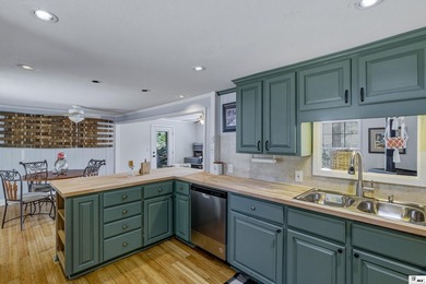 Fully furnished and recently remodeled, spending time at the - photo 6
