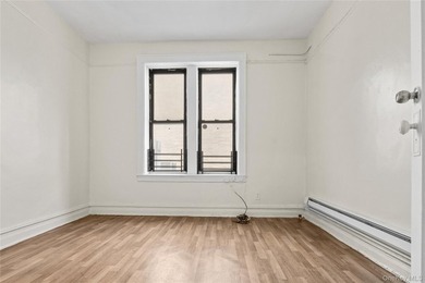 Excellent mixed-use investment opportunity in the heart of - photo 8