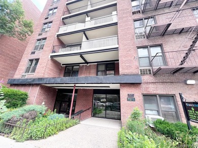 Welcome to this bright and spacious A-line 2-bedroom, 1-bath - photo 1