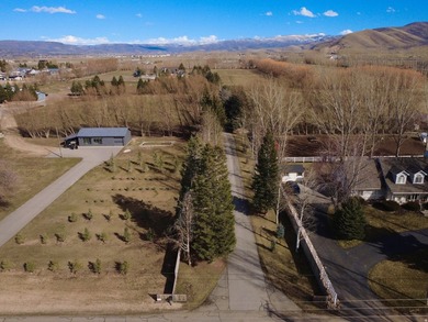 This Beautiful Property is minutes from downtown Midway, and - photo 17