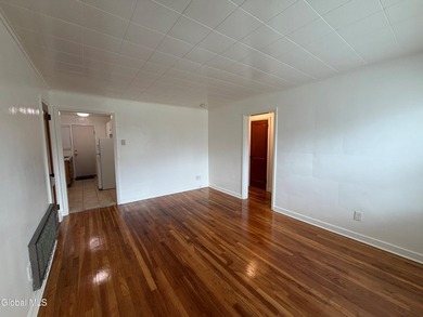 Apartment 1A is vacant. It is located on the first-floor right - photo 8