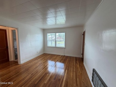 Apartment 1A is vacant. It is located on the first-floor right - photo 9
