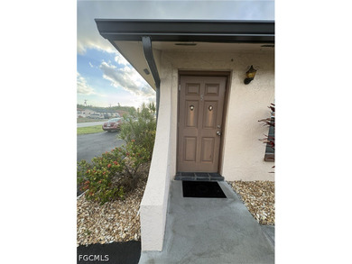 Experience effortless Southwest Florida living in this 2-bedroom - photo 8