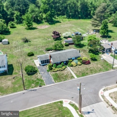 Welcome to this solidly built, one-owner ranch home located in - photo 1