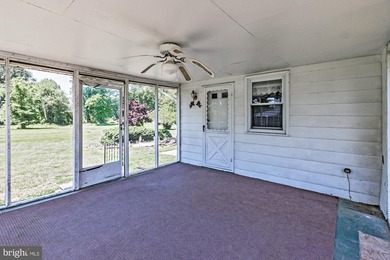 Welcome to this solidly built, one-owner ranch home located in - photo 5
