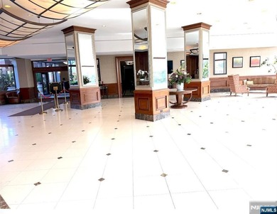 Welcome to THE PALISADES this move-in ready 1-bedroom - photo 5