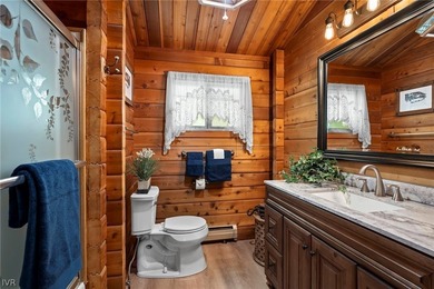 This beautiful lower elevation mountain home has been recently - photo 8