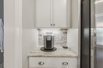 *Seller will contribute $10,000 to buyer's closing costs or - photo 14