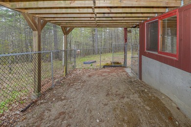 Cozy 2 BR, 2 Bath log sided home with knotty pine interior on a - photo 14