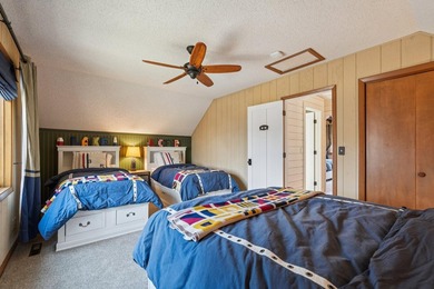 Set within the quiet Shore Haven Association on the south shore - photo 15