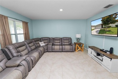 Welcome to a home that makes everyday living simple and - photo 16
