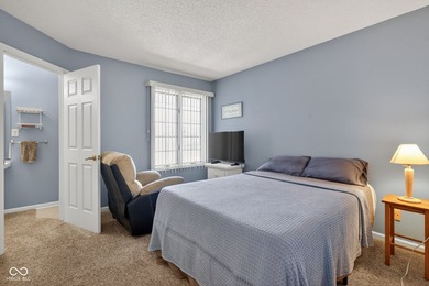 Beautiful fully brick, one-level home featuring 2 bedrooms, 2 - photo 21