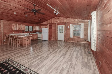 Cozy 2 BR, 2 Bath log sided home with knotty pine interior on a - photo 25