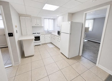 Just under two miles from the vibrant Toms River waterfront - photo 28