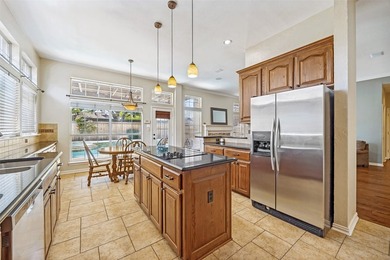 Wonderful single-story home offering tranquil canal views right - photo 8